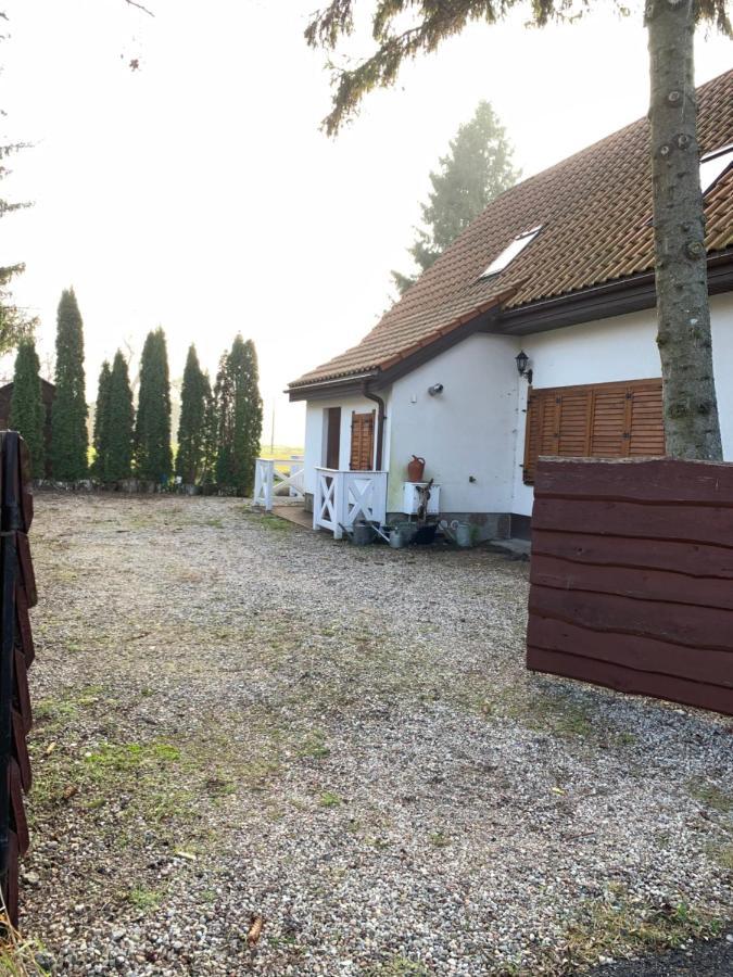 Uroczy Dom Nad Jeziorem Sniardwy Tuz Obok Plazy ノベ・グティ エクステリア 写真